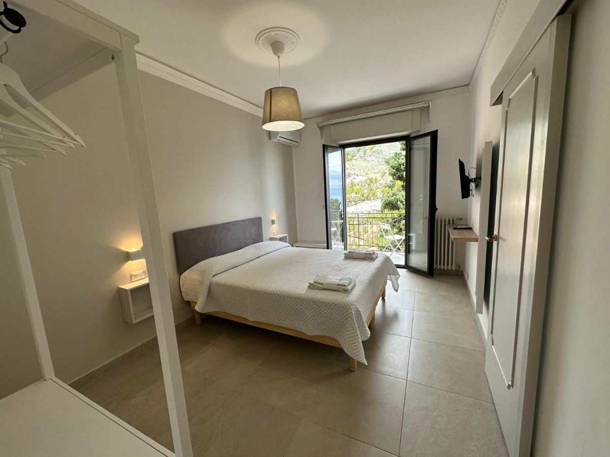 Mira Taormina Rooms Exterior photo